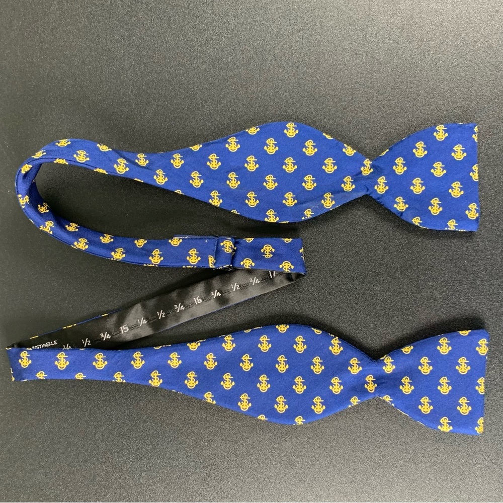 Rivets Of Boston U. S. Navy Nautical Blue Anchor Pattern Silk Bow Tie